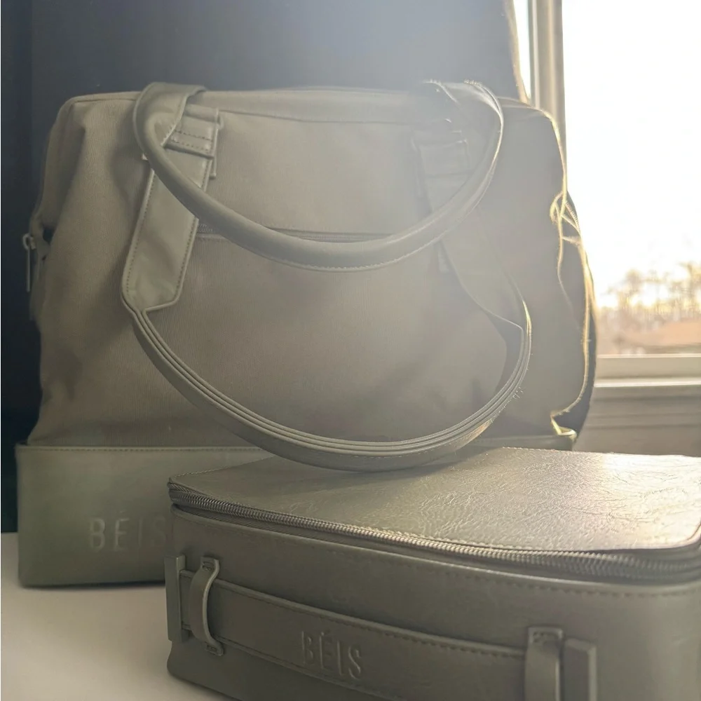 Beis mini weekender and cosmetic case - Picture 7 of 7